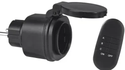Kauko-ohjattava jatkopistorasia ulkokäyttöön PR Home 90x60x60mm musta
