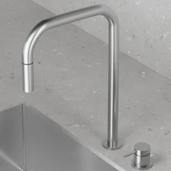 Keittiöhana Scandtap Steel Harmonized K2P Square Original, ulosvedettävä juoksuputki, ruostumaton teräs