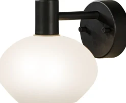 Kylpyhuoneen seinävalaisin Aneta Lighting Elba, eri värejä