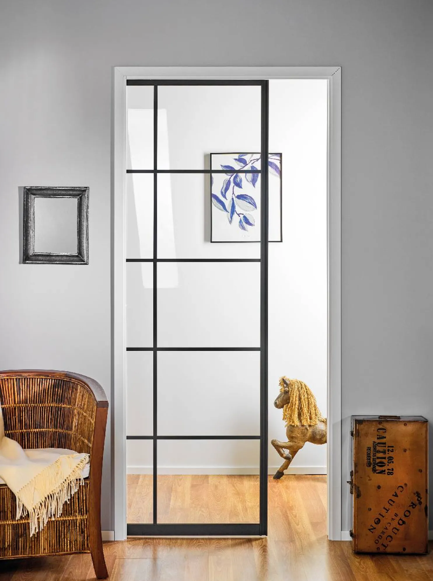 Liukuovi seinän sisään Stella Pocket Door M8 ristikko 825x2040mm musta