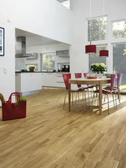 Parketti Tarkett Pure Tammi Nature 3-sauva tammi luonnollinen puolikiiltävä lakka