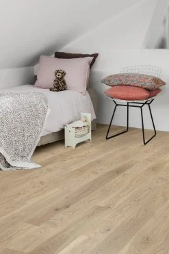Parketti Tarkett Shade Tammi Cream White MidiPlank 1-sauva luonnollinen vaalea 41016001