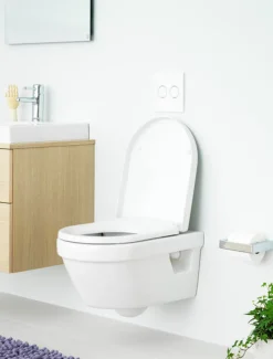 Seinä-WC-paketti Gustavsberg 5G84 Hygienic Flush Triomont- telineellä ja Soft close -kannella