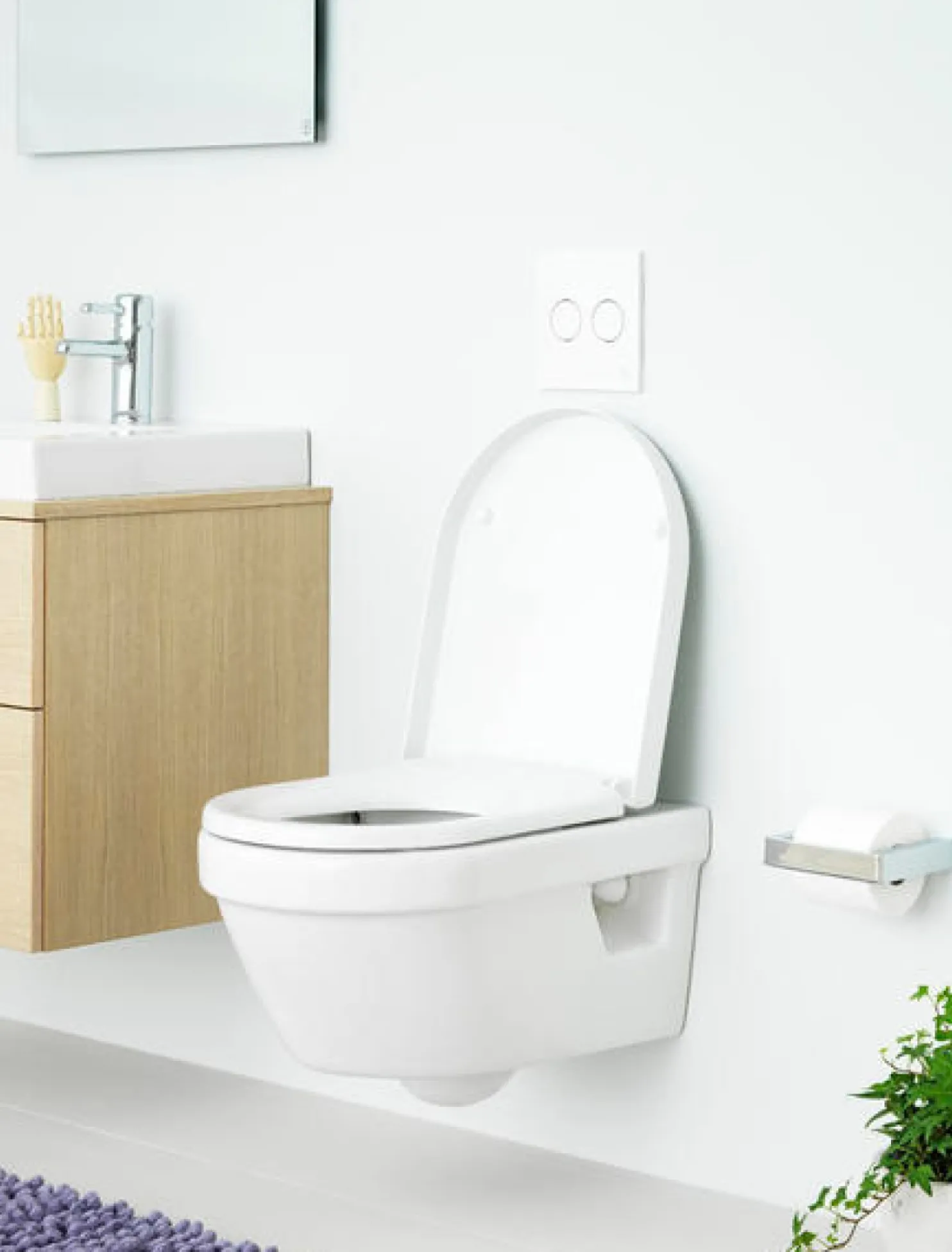 Seinä-WC-paketti Gustavsberg 5G84 Hygienic Flush Triomont- telineellä ja Soft close -kannella