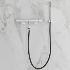 Suihkusetti Scandtap Pleasure 4 Classic, termostaattihanalla, juoksuputkella, kiiltävä teräs