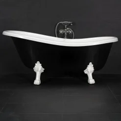 Tassuamme Victoria 157 760x1570 mm valumarmori musta/valkoinen jalat valkoiset