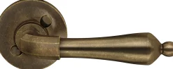 Ulko-ovenpainike Beslagsboden B153A antiikkimessinki