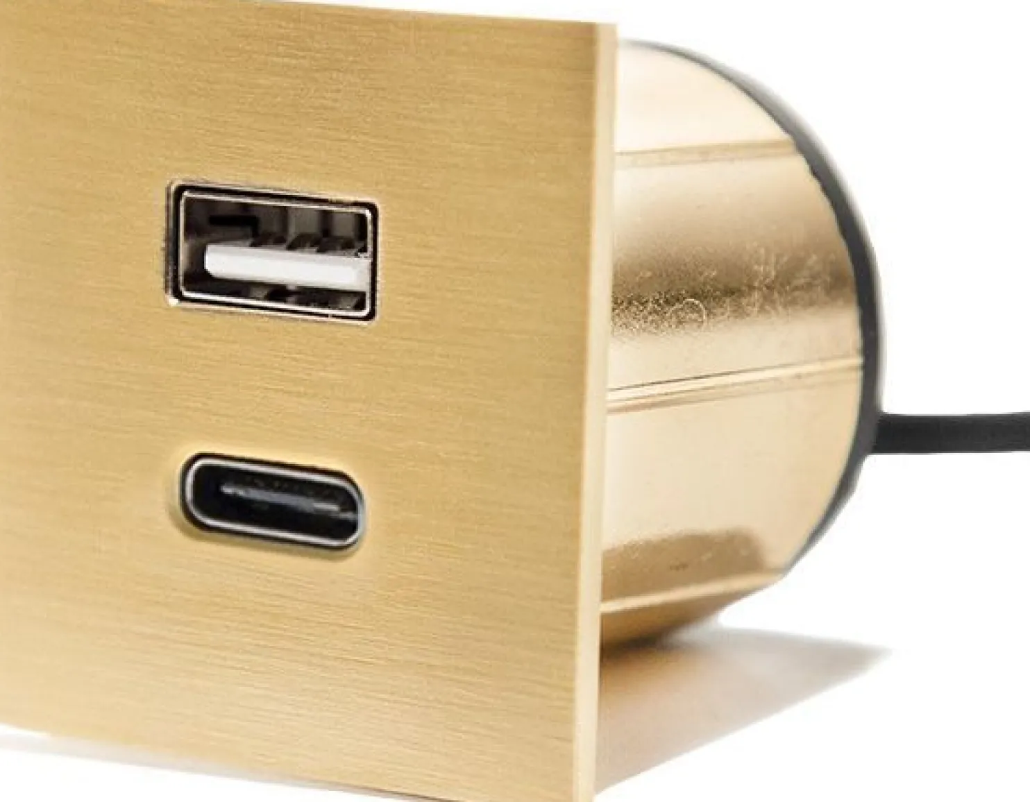 USB-pistorasia Limente PICK-2, neliö, eri värejä