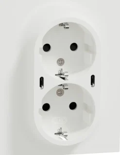 USB-pistorasia Schneider Electric ELKO One, 2-osainen + 2x USB-C, uppoasennus, peitelevyllä, IP20, 25W, PD
