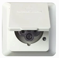 Voimapistorasia IP44 16A 230/400V uppoasennettava